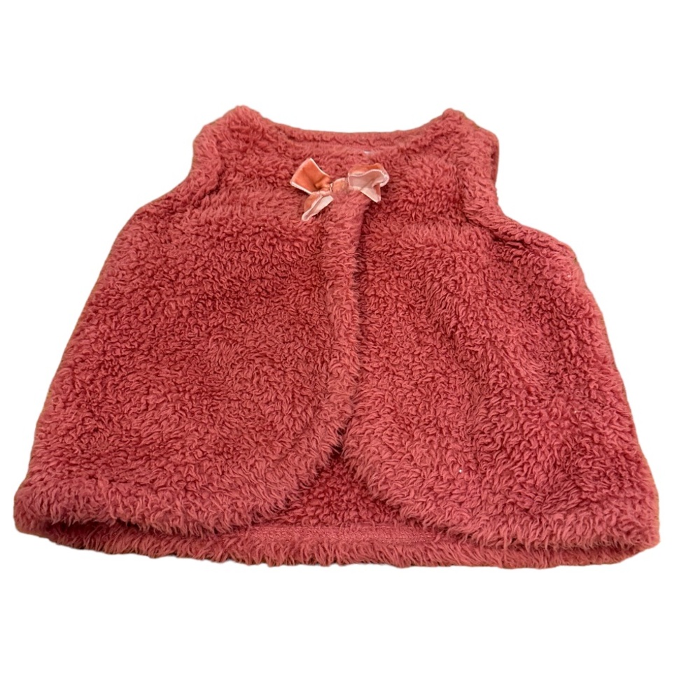 Carter baby girl fluffy vest